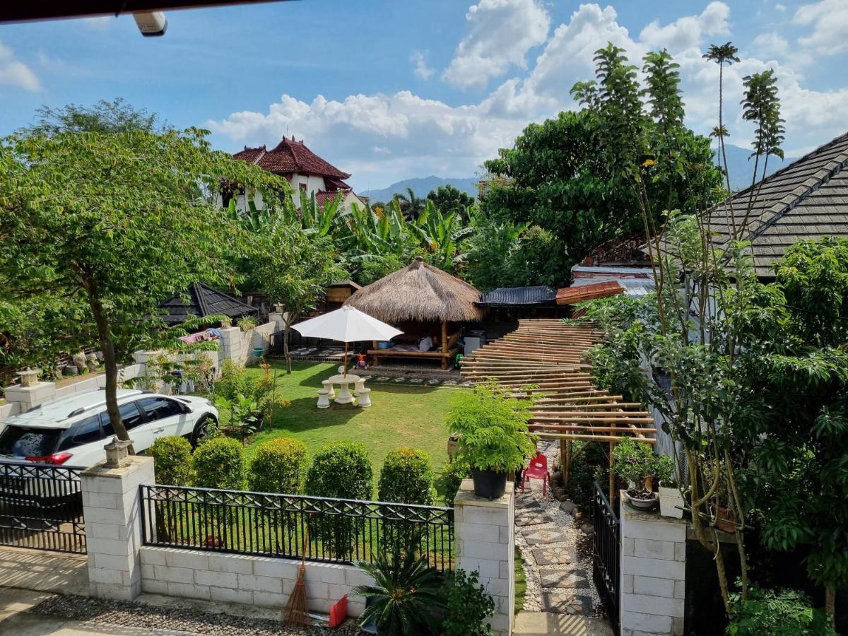 Suci'S Friendly Apartments ماتارام المظهر الخارجي الصورة