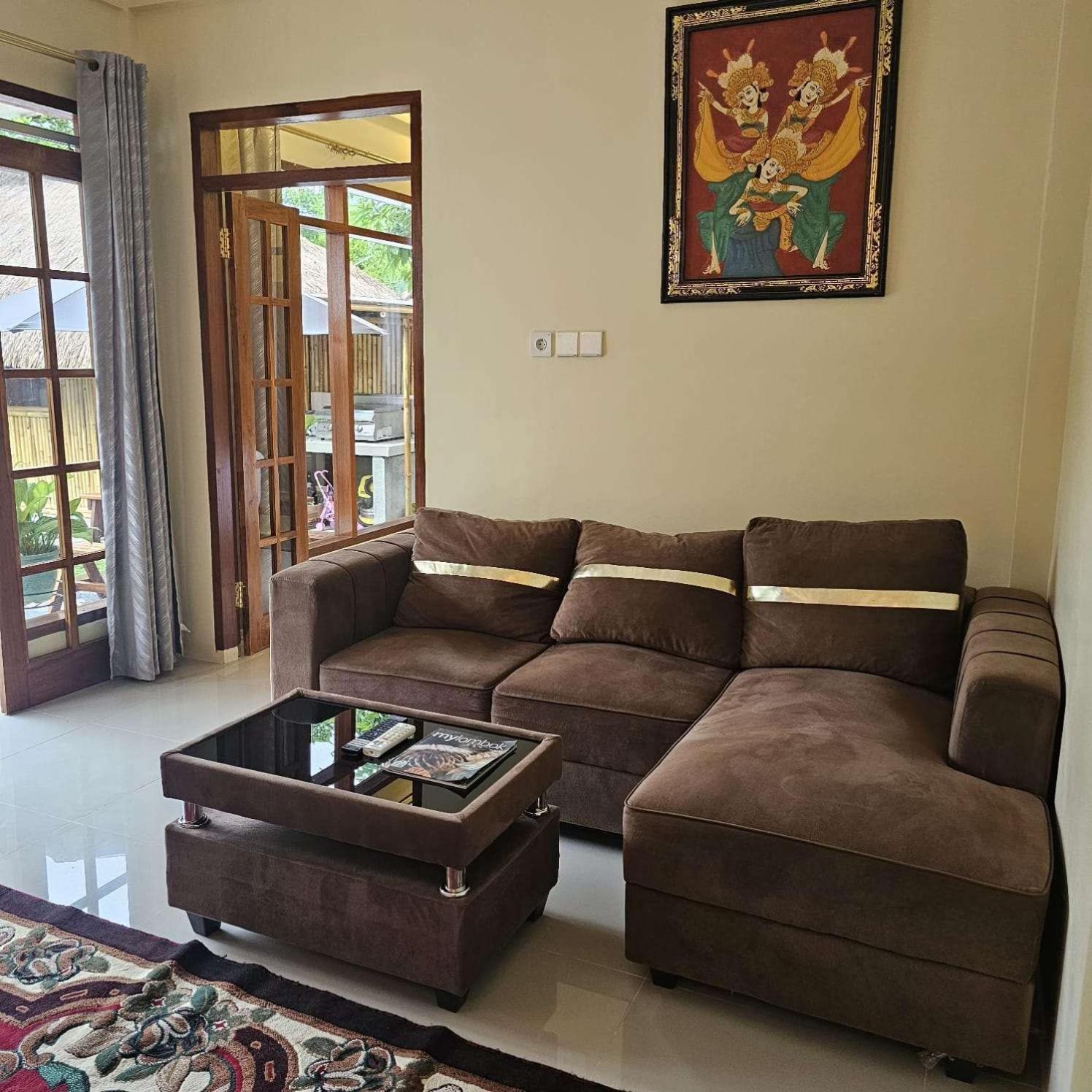 Suci'S Friendly Apartments ماتارام المظهر الخارجي الصورة